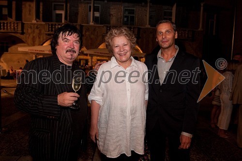 Janez Lotrič, operni pevec, Elena Obraztsova, operna pevka in Danilo Rošker, direktor SNG Maribor