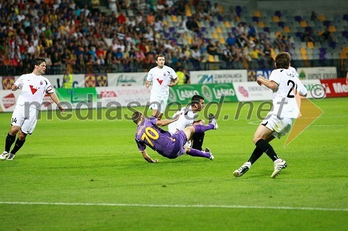 Aleš Mertelj, nogometaš NK Maribor in nogometaši NK Videoton