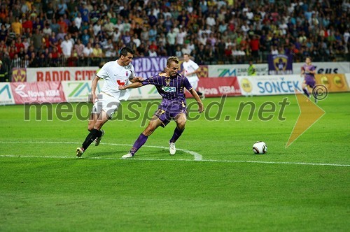 Nogometaš NK Videoton in Dalibor Volaš, nogometaš NK Maribor