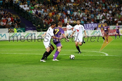 Nogometaša NK Videoton in Dalibor Volaš, nogometaš NK Maribor