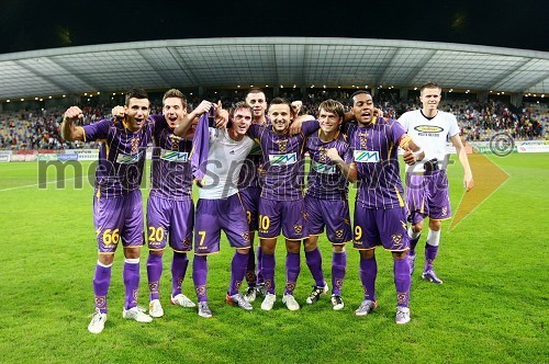 Veselje nogometašev NK Maribor ob zmagi