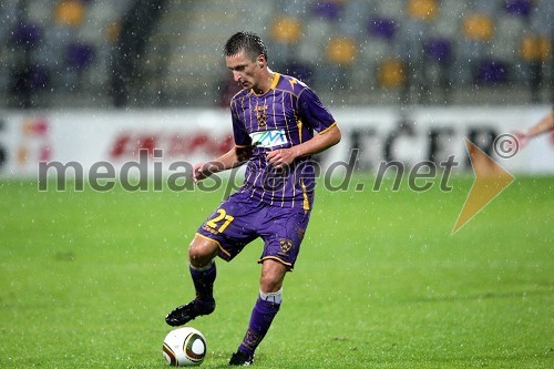 Armin Bačinović, nogometaš NK Maribor