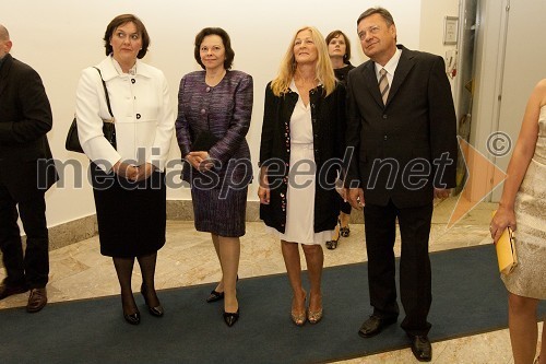 Tatjana Josipović, soproga predsednika Republike Hrvaške, Barbara Miklič Türk, soproga predsednika Republike Slovenije, Mija Janković, soproga župana Mestne občine Ljubljana in Zoran Janković, župan Mestne občine Ljubljana