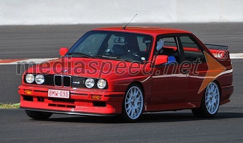 BMW M3 letnik 1990
