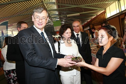 Dr. Danilo Türk, predsednik Republike Slovenije, soproga Barbara Miklič Turk, Janez Erjavec, direktor Pomurskega sejma in ...