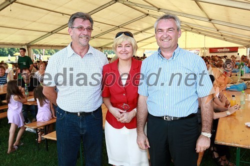 Dr. Bojan Korošec, direktor Splošne bolnišnice Murska Sobota, Metka Lipič Baligač, pomočnica direktorja za področje zdravstvene nege in Marjan Maček, pomočnik direktorja za poslovne zadeve
