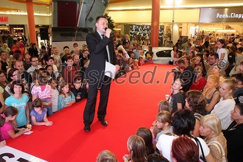 Sašo Papp, moderator na Radiu Center in povezovalec programa