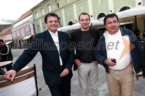 Gregor Jager, kandidat za župana Mestne občine Maribor, Danijel Blejc in dr. Melqart Mohamad Berro, mestna svetnika Mestne občine Maribor