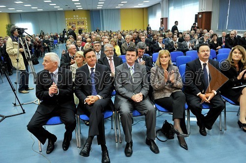 Mag. Franc Pangerl, predsednik upravnega odbora družbe Celjski sejem, Borut Pahor, predsednik Vlade Republike Slovenije, mag. Blaž Kavčič, predsednik Državnega sveta RS, mag. Darja Radić, ministrica za gospodarstvo, Štefan Pavlinjek, direktor podjetja Roto, predsednik Obrtne zbornice Slovenije in Breda Obrez Preskar, izvršna direktorica družbe Celjski sejem