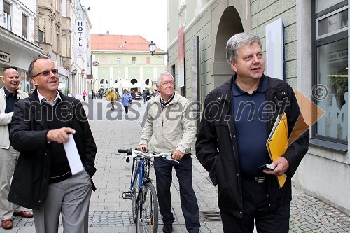 Milan Petek, mestni svetnik Mestne občine Maribor, Tone Vogrinec, nekdanji direktor alpskih smučarskih disciplin in direktor smučarskega sklada ter Andrej Verlič, podžupan Mestne občine Maribor