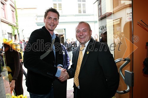 Boštjan Bračič, radijski moderator in polfinalist oddaje Slovenija ima talent  in Franc Kangler, župan Mestne občine Maribor