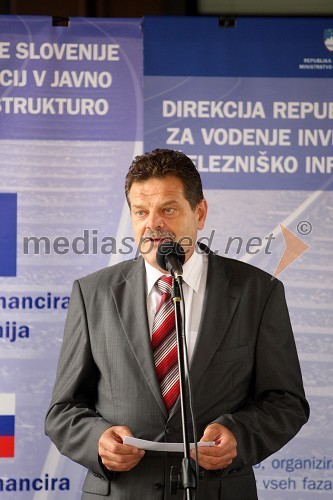 Dr. Andrej Godec, direktor Direkcije Republike slovenije za vodenje investicij v javno železniško infrastrukturo