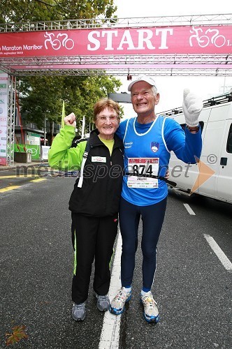 Lojzka Bratuša, veteranska svetovna prvakinja v gorskih tekih in Polde Dolenc, maratonec (874)