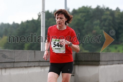 Helena Javornik, maratonka (546)