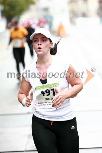 Sara Fideršek, maratonka (491)
