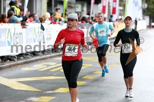 Janja Pavlič, maratonka (469) in Mitja Pirnat, maratonec (200) ter ...