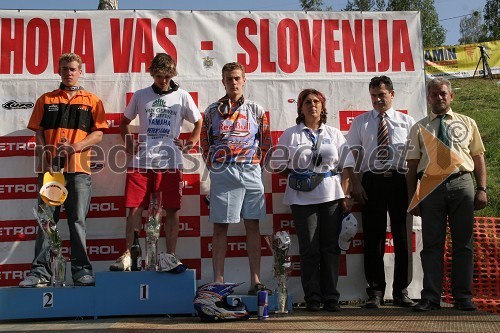 Razred do 125 ccm: Steven Frossard (Francija), Dennis Verbruggen (Belgija), Joel Roelants (Belgija), Nicoleta Olario, predsednica žirije iz Romunije, Srečko Hvauc, poslanec DZ in Anton Obreht, župan občine Hoče Slivnica