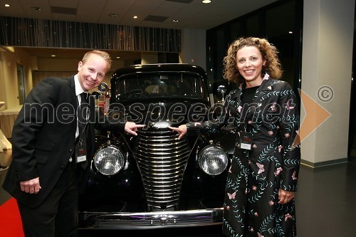 Peter Brajnik, Porsche Slovenija d.o.o. in Simona Podlipny, marketing Porsche Slovenija d.o.o.