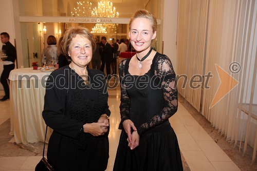 Melita Cimerman, kandidatka za županjo Mestne občine Maribor in Valentina Turcu, balerina