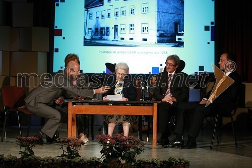 Boris Ostan, dramski igralec in povezovalec prireditve, Majda Bicskey, nekdanja ravnateljica Glasbene šole Gornja Radgona, Nežika Wolf, ustanoviteljica Glasbene šole Gornja Radgona, Marjan Žula, nekdanji ravnatelj Glasbene šole Gornja Radgona in direktor doma upokojencev Gornja Radgona ter Tomaž Polak, ravnatelj Glasbene šole Gornja Radgona