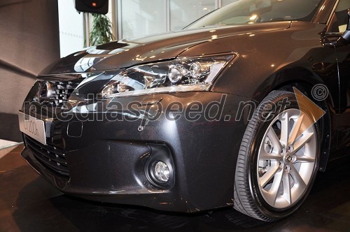 Lexus CT 200h