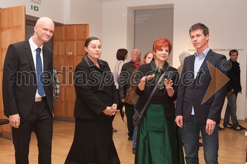 Ville Cantell, prvi sekretar finskega veleposlaništva v Ljubljani, mag. Barbara Ravnik, direktorica Narodnega muzeja Slovenije, Majda Širca, ministrica za kulturo in Matevž Čelik, direktor Muzeja za arhitekturo in oblikovanje