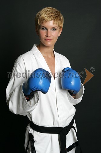 Nuša Rajher, svetovna in evropska prvakinja v taekwondoju in kickboksu