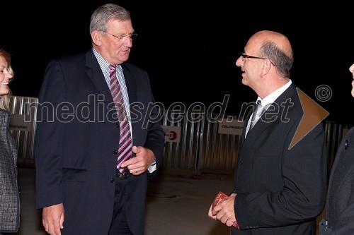 	Helmut Schodl, direktor podjetja Hofer in Heinz Slesak, generalni direktor Porsche Slovenija d.o.o.