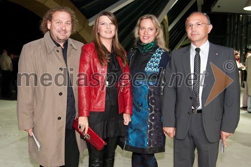 Darko Brlek, direktor Festivala Ljubljana s spremljevalko Janjo, Alenka Slavinec in Darko Jazbec