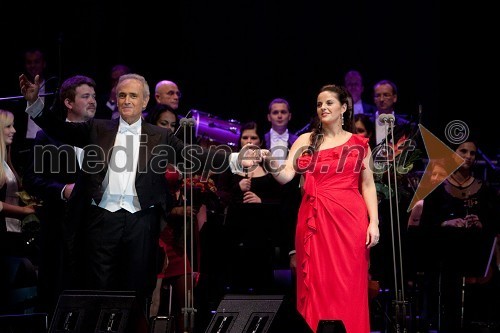 José Carreras, tenorist in Celina Byrne, operna pevka