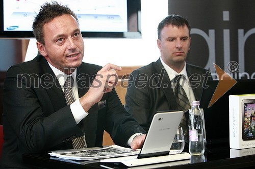Martin Wallner, direktor telekomunikacij Samsung Electronics Avstrija in Bernard Purkart, vodja prodaje za Slovenijo