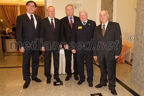 Anton Končnik, asistent guvernerja, Edi Stropnik, asistent guvernerja, Otmar Zorn, asistent guvernerja rotary distrikta 1910, Peter Herbich, past guverner in Stanko Ojnik