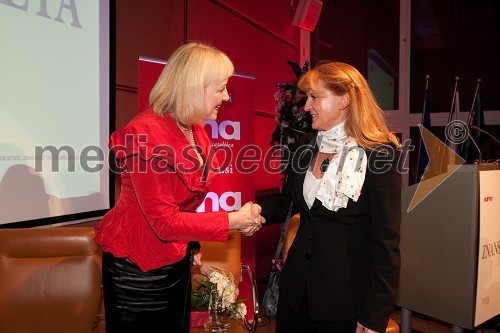 prof. dr. Renata Salecl, znanstvenica leta 2010 in dr. Bojana Žvan, predstojnica Kliničnega oddelka za nevrologijo na ljubljanskem UKC, znanstvenica leta 2009