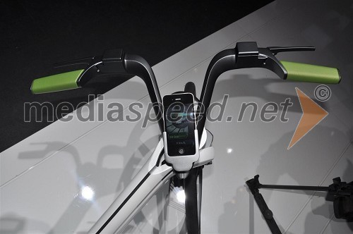 Smart ebike - nastavek za pametne telefone