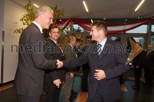 	Thomas Pepper, policijski ataše in Dejan Turk, predsednik uprave Simobil d.d.