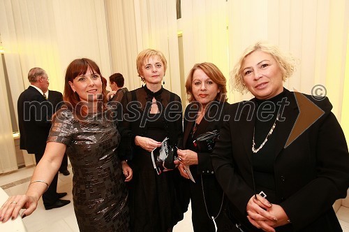 Mojca Klevže, Irena Dobnik, Ruža Hirschenhauser in Branka Cerkvenič