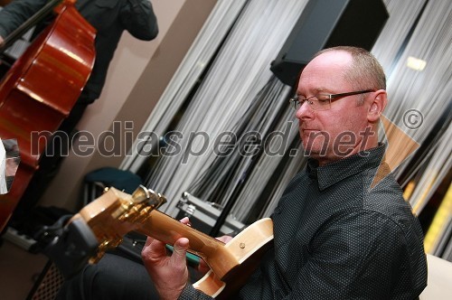 Iztok Rodež, Frontal d.o.o.