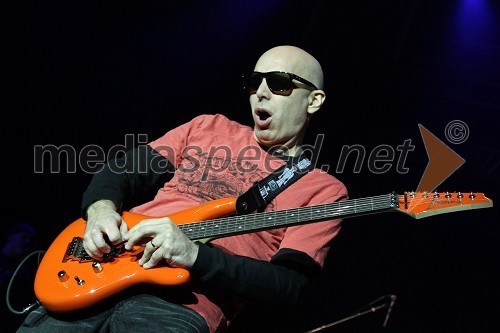 Joe Satriani, kitarist