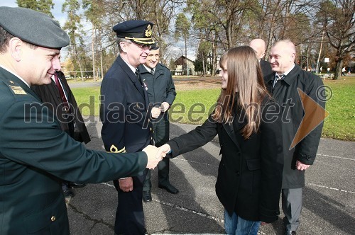 Generalmajor mag. Alojz Šteiner, načelnik Generalštaba Slovenske vojske, General Håkan Syren, predsedujoči Vojaškemu odboru Evropske unije (EUMC), Maša Kangler, hči Franca Kanglerja in Franc Kangler, župan Mestne občine Maribor