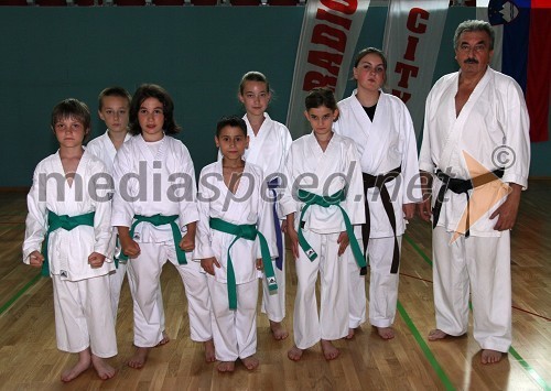 Franc Koenig, trener Karate kluba Branik in mladi karateisti