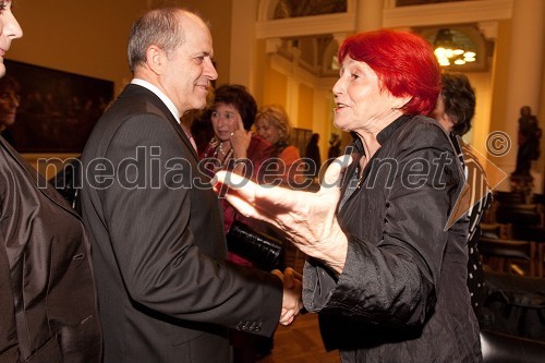 Ivan Svetlik, minister za delo, družino in socialne zadeve in Mojca Senčar, Slovenka leta 2005 ter predsednica Slovenskega združenja za boj proti raku dojk