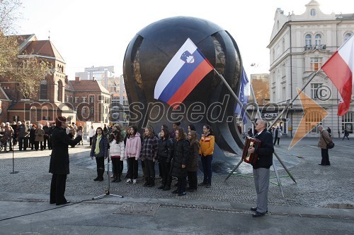 Slovesnost ob zaključku obnove spomenika NOB