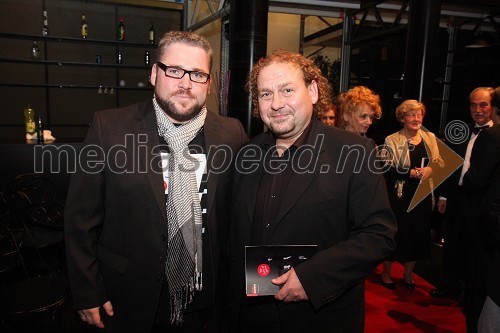 Jaki Jurgec, operni pevec in režiser opere La bella Opera ter Darko Brlek, direktor Festivala Ljubljana