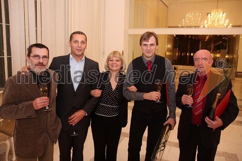 Darko Štandekar, Danilo Rošker, direktor SNG Maribor, Andreja Hictaler, Jože Šnuderl in Ivan Krel