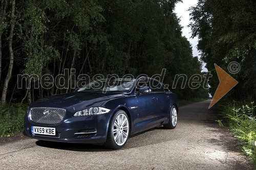 Jaguar XJ je prestižni avto leta 2010 po izboru Top Geara