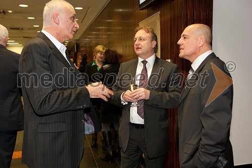 Ivo Boscarol, direktor in lastnik podjetja Pipistrel, Darko Končan in  dr. Bojan Škof, profesor na Pravni fakulteti UM