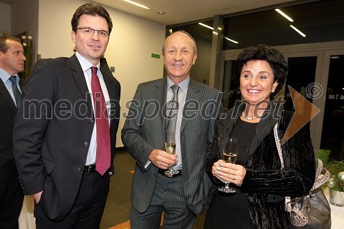 Janez Slabe, Branko Pavlin, predsednik uprave časopisne družbe Dnevnik in Branka Neffat, predsednica Pravniškega društva Ljubljana