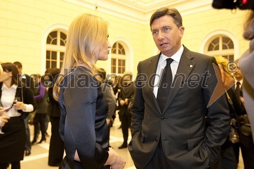 Katarina Kresal, ministrica za notranje zadeve in Borut Pahor, predsednik vlade Republike Slovenije