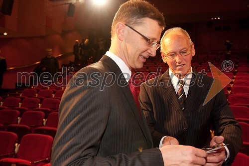 Igor Lukšič, minister za šolstvo in šport in Miro Cerar, nekdanji gimnastičar in predsednik Olimpijske akademije ter ambasador za fair play