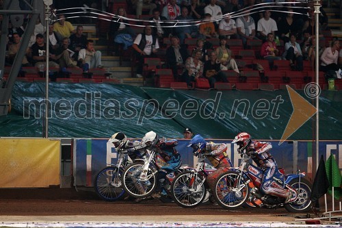 Matej Žagar (Slovenija), Greg Hancock (ZDA), Jason Crump (Avstralija) in Piotr Protasiewicz (Poljska) na startu 13.vožnje na VN Danske